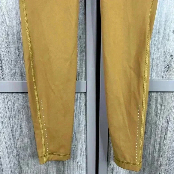 Lululemon Leggings Fast Free 6 Mustard Color High Rise Reflective Dots Sz 6 - Picture 3 of 12